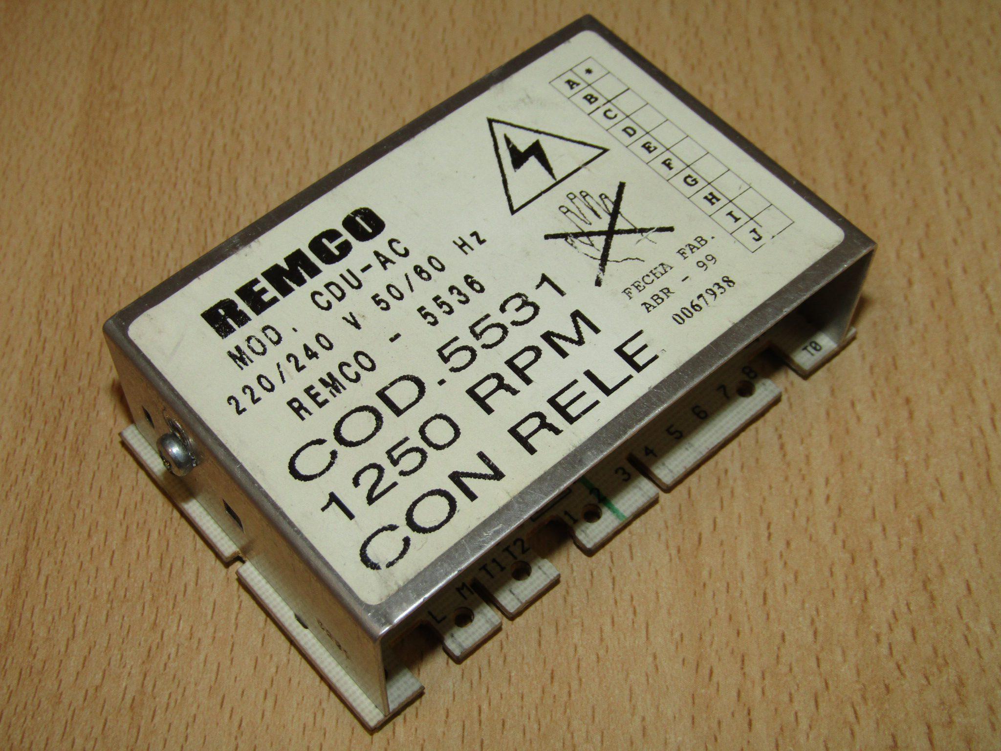 Nadomestna krmilno močnostna elektronika za starejše izvedbe pralnih strojev proizvajalca Ariston in Indesit.